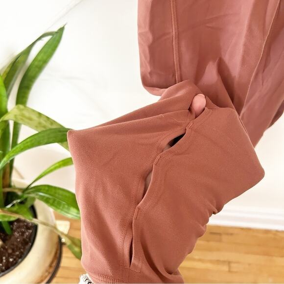 Lululemon Unlimit High-Rise Keyhole Tight 25" Brier Rose Activewear Stretch Sz 4 - Picture 5 of 9